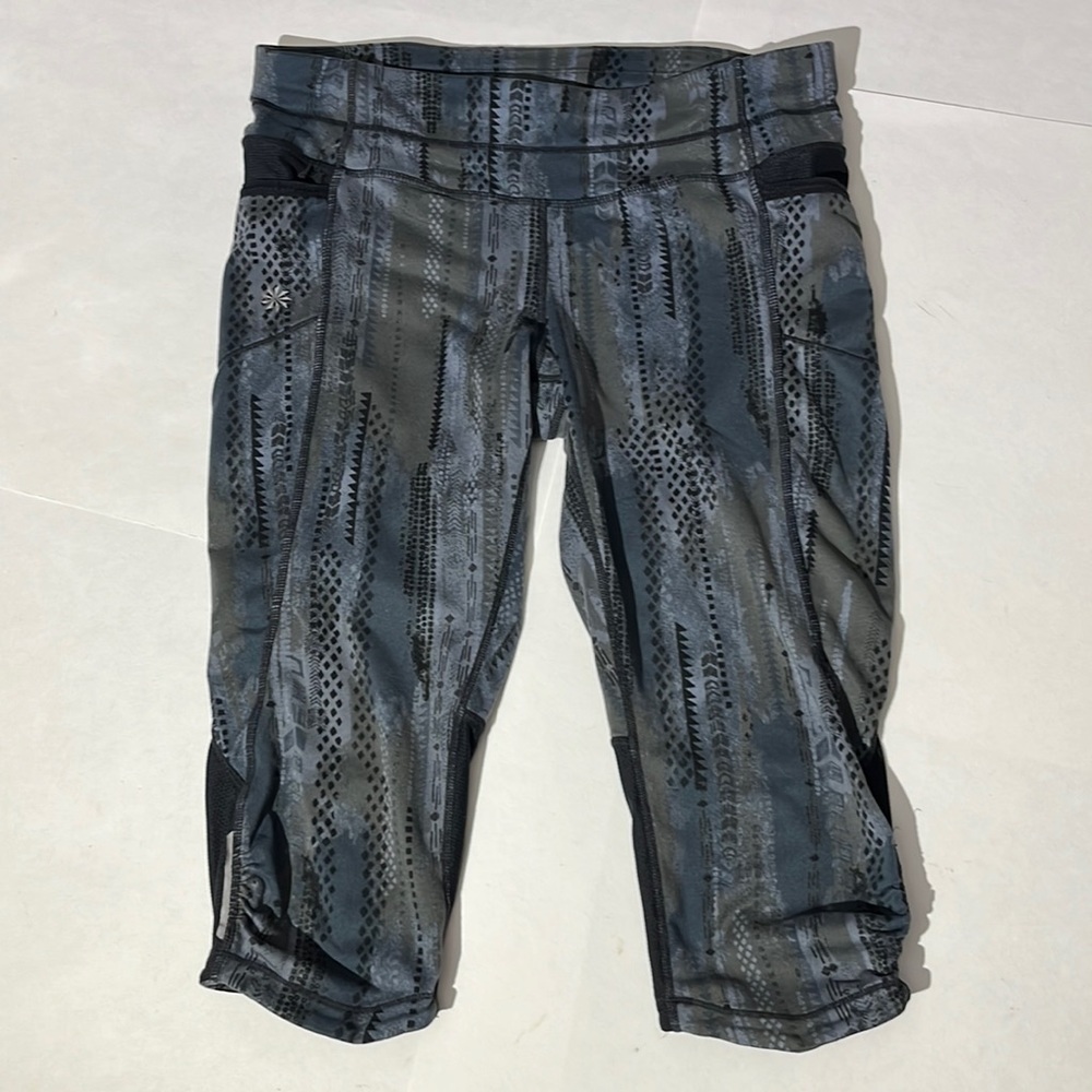Womens Athleta Shorts Size Small Petite SP gray leggings